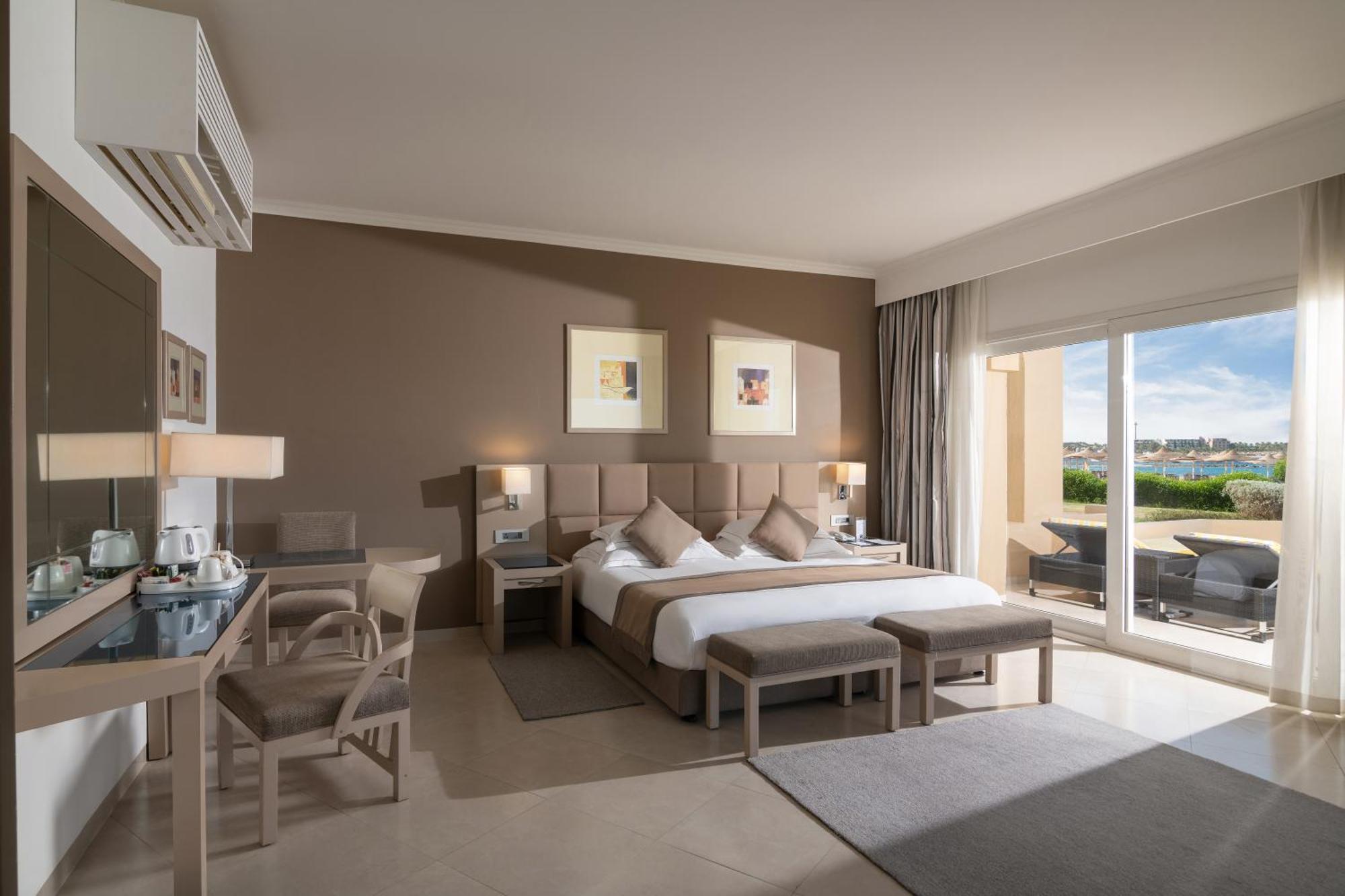 Cleopatra Luxury Makadi Bay 5* Хургада